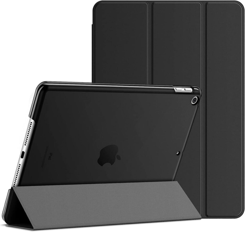 iPad negro con Smart Cover y soporte trasero en posición horizontal, mejores fundas. 